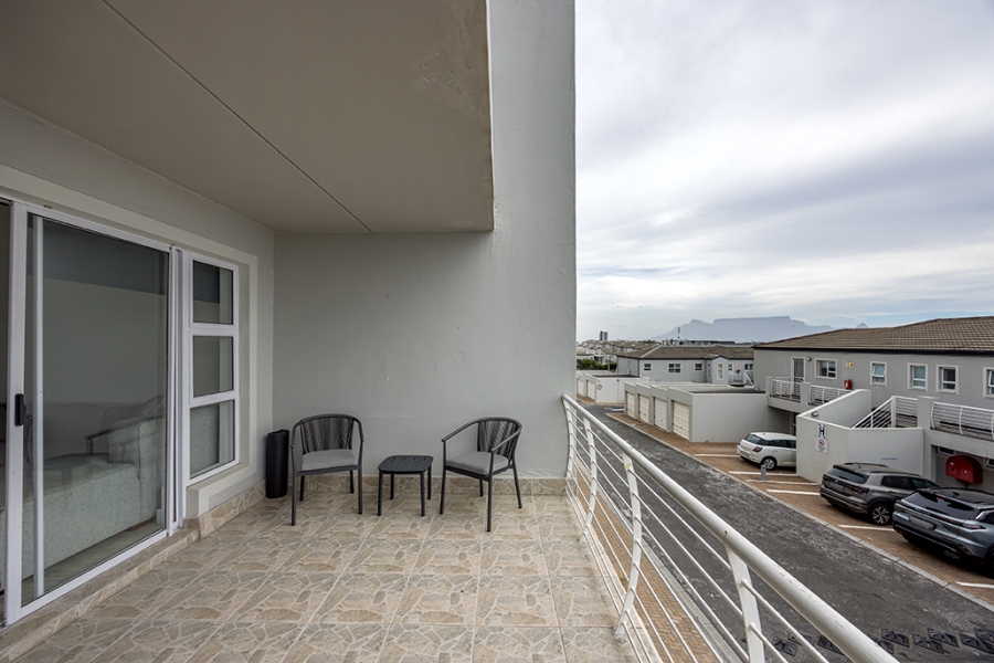 To Let 2 Bedroom Property for Rent in Big Bay Western Cape